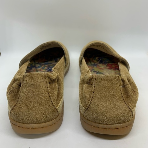 Born Castries Tan Neutral Suede Slip-On Sneaker Espadrille Womens size 8.5 - Picture 4 of 11